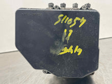 Load image into Gallery viewer, ABS ANTI-LOCK BRAKE PUMP Highlander 2011 11 2012 12 2013 13 - NW472790
