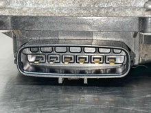 Load image into Gallery viewer, THROTTLE BODY Camry ES330 Sienna 2003 03 04 05 06 07 V6 - NW474056
