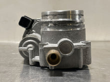 Load image into Gallery viewer, THROTTLE BODY 228I 320i 328D 328i 328I GT 428i 528D 528i X1 X3 X4 12-15 - NW474470
