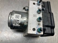 Load image into Gallery viewer, ABS Pump Honda HR-V 2020 - NW474138
