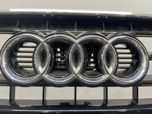 Load image into Gallery viewer, Grille  AUDI A5 2010 - NW536576
