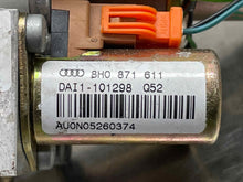Load image into Gallery viewer, CONVERTIBLE TOP MOTOR Audi A4 S4 RS4 2003 03 2004 04 2005 05 06 07 08 09 - NW474903
