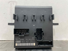 Load image into Gallery viewer, INFO DISPLAY COMMUNICATION COMPUTER Audi 2002 02 - NW474835
