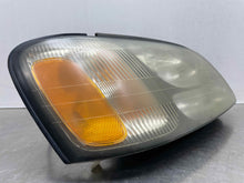 Load image into Gallery viewer, HEADLIGHT LAMP ASSEMBLY Baja Legacy 00 01 02 03 04 05 06 Right - NW475144
