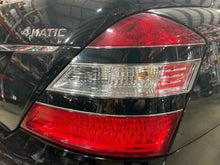 Load image into Gallery viewer, TAIL LIGHT LAMP ASSEMBLY S450 Cdn S550 S600 S63 S65 SL55 07-09 Right - NW475942
