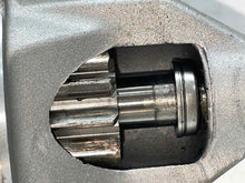 Load image into Gallery viewer, STARTER MOTOR E350 G63 C230 C250 C300 C350 C63 CLS550 CLS63 E300 07-15 - NW476301
