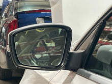 Load image into Gallery viewer, SIDE VIEW DOOR MIRROR Volkswagen Jetta 11 12 13 14 15 16 Left - NW477384

