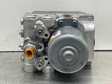 Load image into Gallery viewer, ABS ANTI-LOCK BRAKE PUMP Cadillac STS 05 06 07 08 - NW477304
