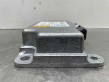 Load image into Gallery viewer, AIR BAG CONTROL MODULE COMPUTER Cadillac STS 2006 06 2007 07 - NW477347
