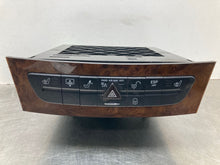 Load image into Gallery viewer, RADIO E320 E500 E55 CD Changer 2003 03 2004 04 2005 05 - NW477543
