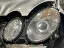 Load image into Gallery viewer, HEADLIGHT LAMP ASSEMBLY E320 E350 E500 E55 03 04 05 06 Left - NW477483
