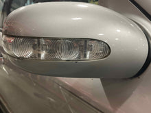 Load image into Gallery viewer, SIDE VIEW MIRROR E320 E500 E55 E350 03 04 05 06 Right - NW477381
