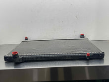 Load image into Gallery viewer, RADIATOR Jaguar XE XF XFR 2016 16 2017 17 2018 18 2019 19 - NW477949
