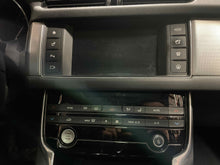 Load image into Gallery viewer, RADIO Jaguar XF XFR 2016 16 2017 17 2018 18 - NW477959

