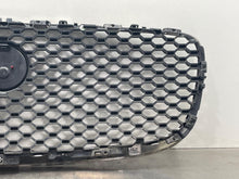 Load image into Gallery viewer, Grille Jaguar XF 2017 - NW477876
