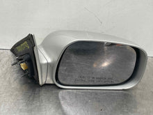 Load image into Gallery viewer, SIDE VIEW MIRROR Toyota Camry 02 03 04 05 06 Right - NW478158
