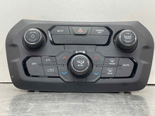 Load image into Gallery viewer, Temperature Controls Jeep Renegade 2018 - NW478580

