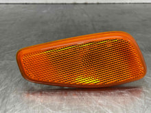 Load image into Gallery viewer, SIDE MARKER LAMP LIGHT Jeep Renegade 15 16 17 18 19 20 Left - NW478551
