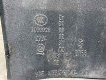 Load image into Gallery viewer, OUTER TAIL LIGHT LAMP 323i 325ci 325i 328i 330ci 330i 06-08 Right - NW478915
