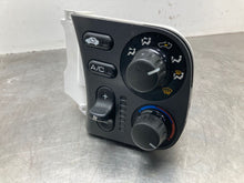 Load image into Gallery viewer, AC HEATER TEMP CONTROL Honda S2000 2000 00 2001 01 - NW479304
