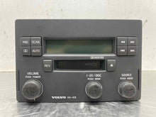 Load image into Gallery viewer, RADIO Volvo V40 S40 2001 01 2002 02 2003 03 2004 04 - NW479460
