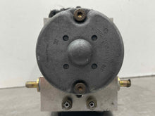 Load image into Gallery viewer, ABS PUMP Volvo V40 2000 00 2001 01 2002 02 2003 03 04 - NW478963
