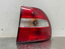 Load image into Gallery viewer, OUTER TAIL LIGHT LAMP Volvo 40 Series S40 00 01 02 03 04 Right - NW479576
