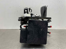 Load image into Gallery viewer, ABS Pump  HIGHLANDER 2012 - NW478962
