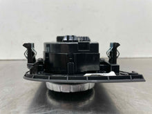 Load image into Gallery viewer, FRONT TEMPERATURE CONTROLS Gl350 Gl450 Gl550 GL63 AMG GLE300d 14-17 - NW479898

