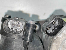 Load image into Gallery viewer, SUSPENSION AIR COMPRESSOR PUMP Gl350 Gl450 Gl550 GL63 12-19 - NW479687
