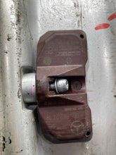 Load image into Gallery viewer, WHEEL Mercedes E320 E500 E350 2003 03 2004 04 05 06 07 16x8 5 Double Spoke - NW480123
