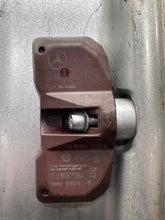 Load image into Gallery viewer, WHEEL Mercedes E320 E500 E350 2003 03 2004 04 05 06 07 16x8 5 Double Spoke - NW480124
