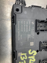 Load image into Gallery viewer, BODY CONTROL MODULE BCM COMPUTER 228I 320i 328D 328i 328I GT 12-16 - NW479733
