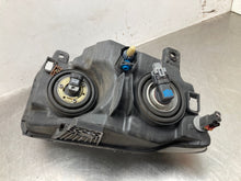 Load image into Gallery viewer, Headlight Lamp Assembly  GRAND CHEROKEE 2013 - NW480492
