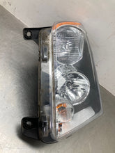 Load image into Gallery viewer, HEADLIGHT LAMP ASSEMBLY Jeep Grand Cherokee 11 12 13 Right - NW480493
