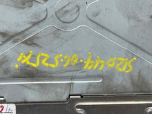 Load image into Gallery viewer, Radio BMW 645i 545i 550i 650i 2004 04 2005 05 2006 06 2007 07 AM FM CD - NW480623
