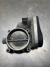 Load image into Gallery viewer, THROTTLE BODY BMW 530i 330i 525i 323i 325i Z4 2006 06 2007 07 2008 08 - NW480756
