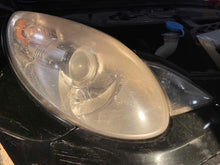 Load image into Gallery viewer, HEADLIGHT LAMP ASSEMBLY R320 R350 R500 R63 06 07 08 09 10 Right - NW480498
