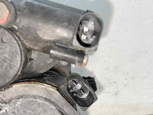 Load image into Gallery viewer, AIR RIDE COMPRESSOR R320 R350 R500 R63 2006-2013 - NW480162
