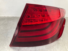Load image into Gallery viewer, OUTER TAIL LIGHT LAMP 528i 535i 550i Active 5 M5 11 12 13 Right - NW481261
