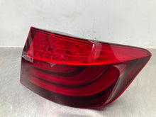 Load image into Gallery viewer, OUTER TAIL LIGHT LAMP 528i 535i 550i Active 5 M5 11 12 13 Right - NW481261
