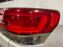 Load image into Gallery viewer, OUTER TAIL LIGHT LAMP Jeep Grand Cherokee 14 15 16 Right - NW481259
