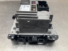 Load image into Gallery viewer, Radio  GRAND CHEROKEE 2014 - NW557278
