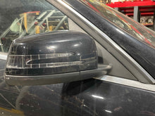 Load image into Gallery viewer, SIDE VIEW DOOR MIRROR C250 C300 C350 C63 12 13 14 Right - NW480986
