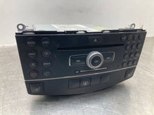 Load image into Gallery viewer, RADIO Mercedes-Benz C230 C300 C350 C63 GLK350 2009 09 2010 10 - NW481187
