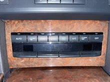 Load image into Gallery viewer, FRONT TEMPERATURE CONTROLS E300 E350 E550 E63 2012 12 - NW481105

