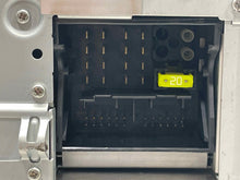 Load image into Gallery viewer, RADIO Mercedes-Benz C250 C300 C350 C63 2012 12 - NW481575
