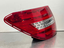 Load image into Gallery viewer, TAIL LIGHT LAMP ASSEMBLY C250 C300 C350 C63 12 13 14 Left - NW481629
