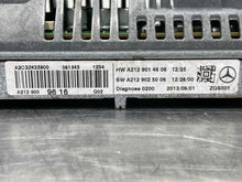 Load image into Gallery viewer, INFO-GPS SCREEN E250 Van E250D E300 E350 E400 E550 E63 14 15 - NW481872
