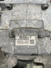 Load image into Gallery viewer, Transmission  MERCEDES E-CLASS 2014 - NW481975
